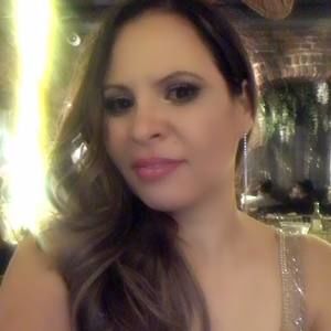 Meet your Posher, Houda